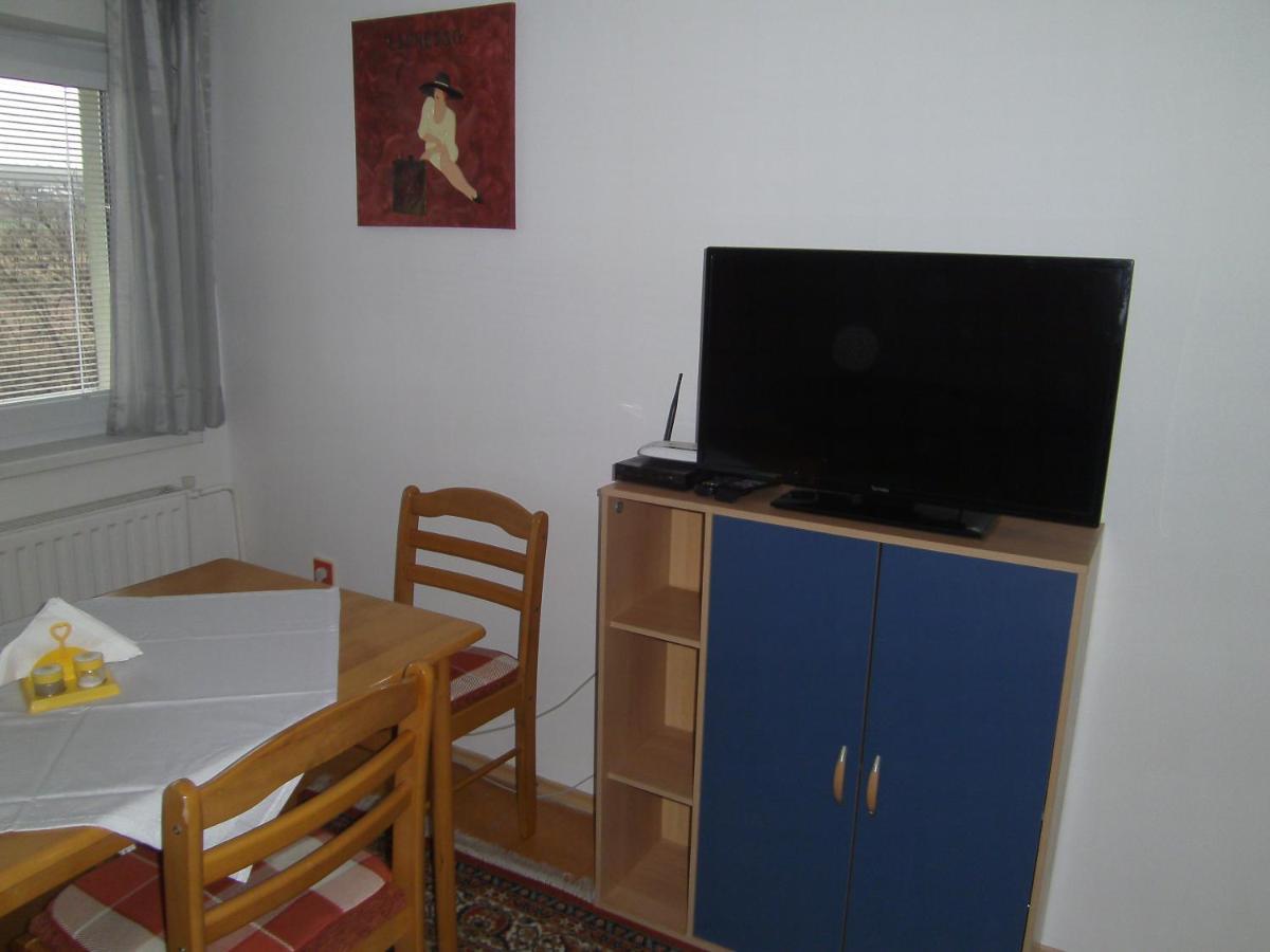 Apartman Ludmila Huncovce Extérieur photo